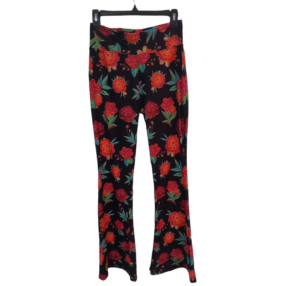 CRAZY TRAIN Sassy Seniorita Bell Legging Pants Black and Red Floral Size Medium